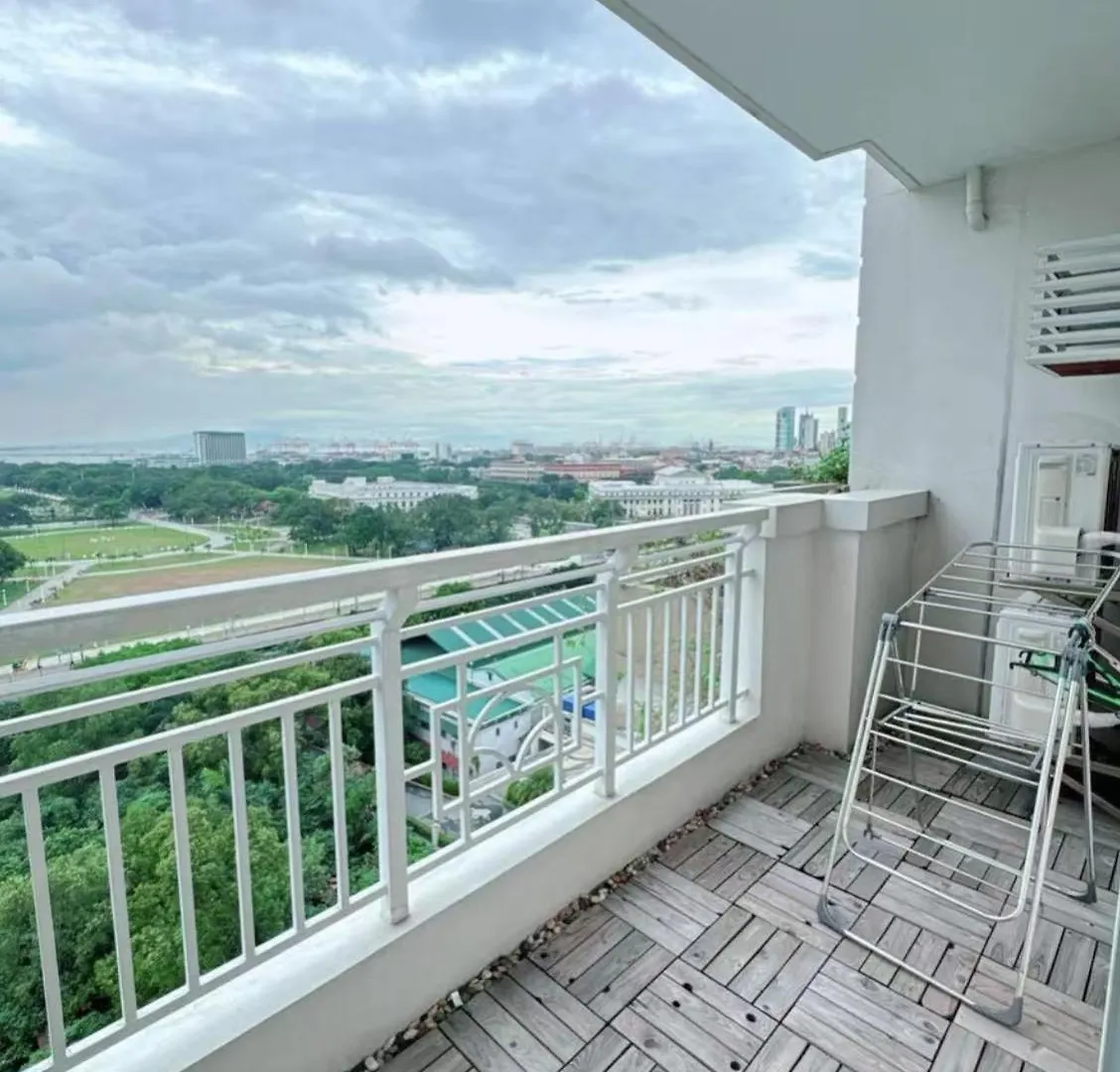 Torre De Manila Taft 23 Hotel 5*,